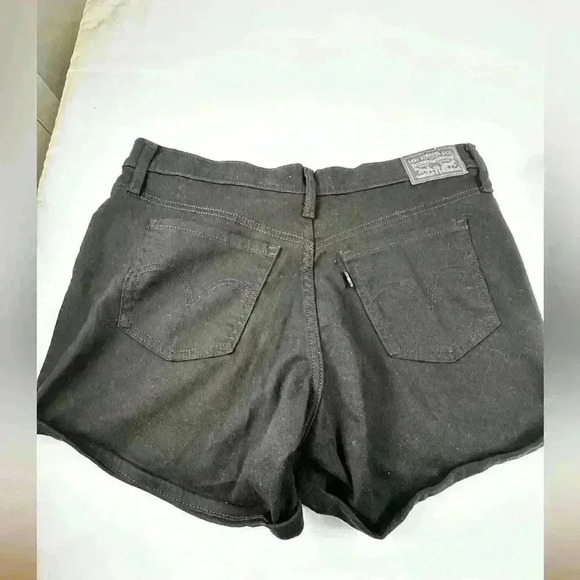 NWOT - Levi Mid Length Women's Jean Shorts - Size 31/Size 14 (Black) - Picture 5 of 7